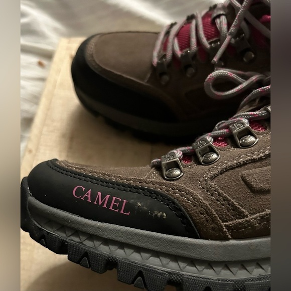 Camel Crown Women’s Shoes Sneakers K83149660 Smoke Gray Plum Hiking Outdoor 7.5 - Picture 5 of 8